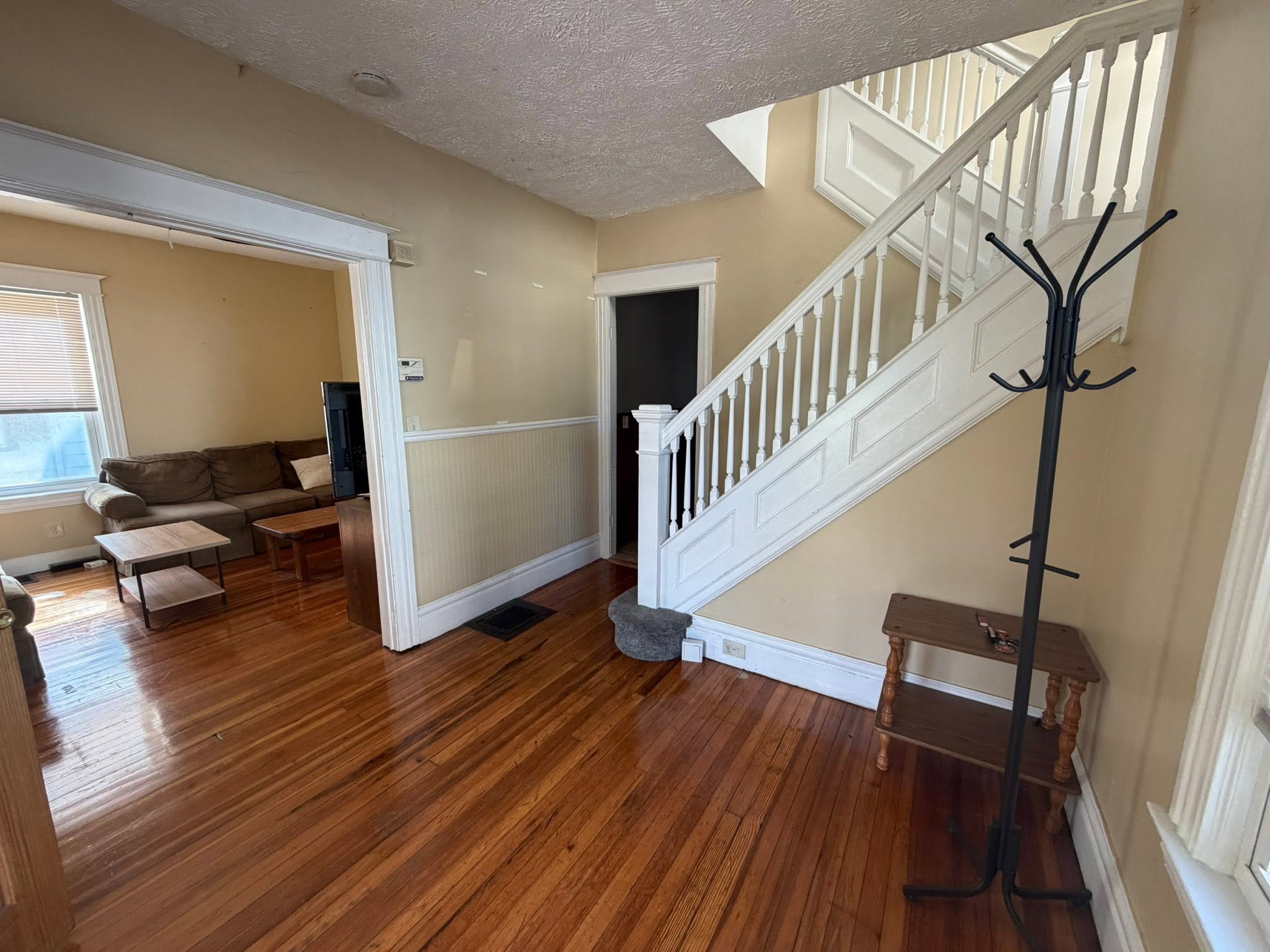 Entry & Staircase