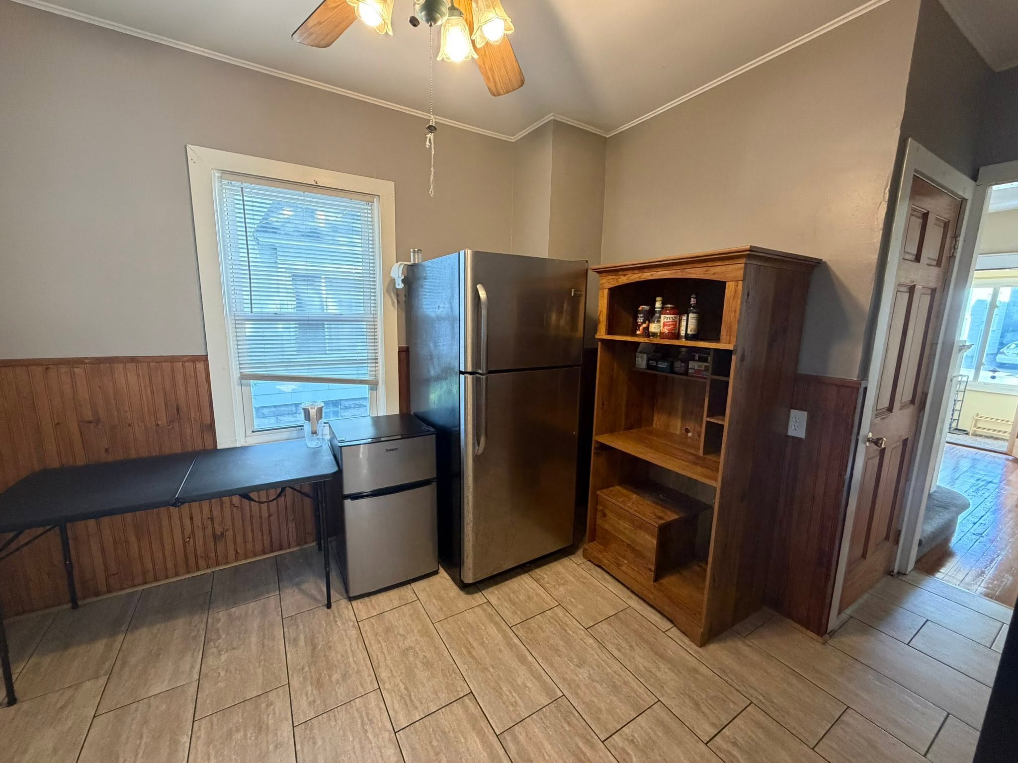 Kitchen / Dining Area